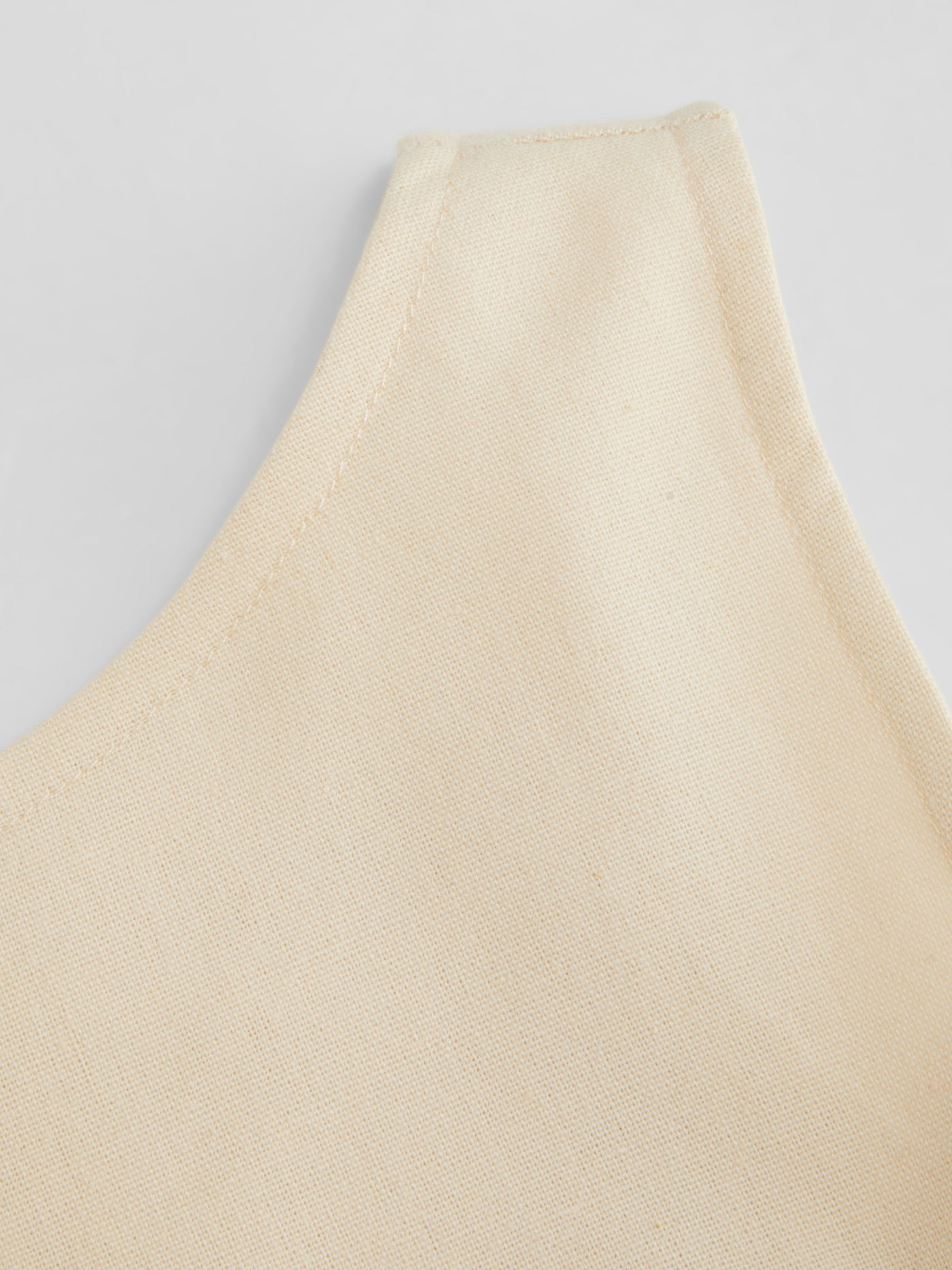 Vestido midi de mezcla de lino con cuello barco, volantes y espalda descubierta - Beige