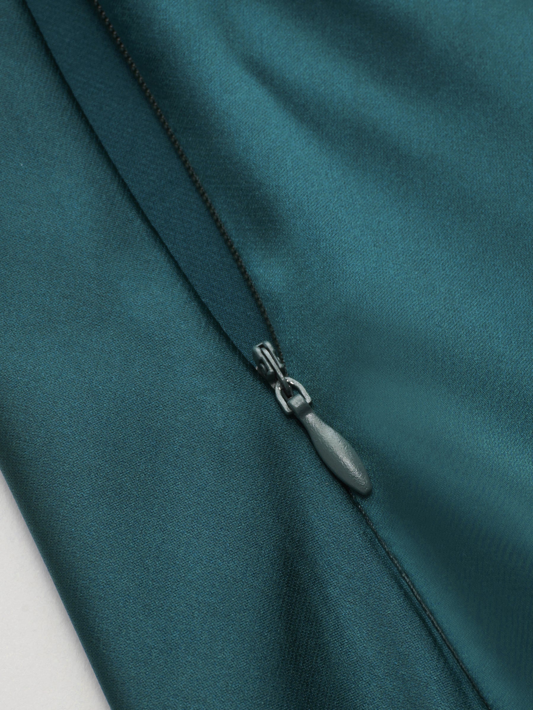 Vestido maxi satinado halter con espalda descubierta - Verde oscuro - imagen 4