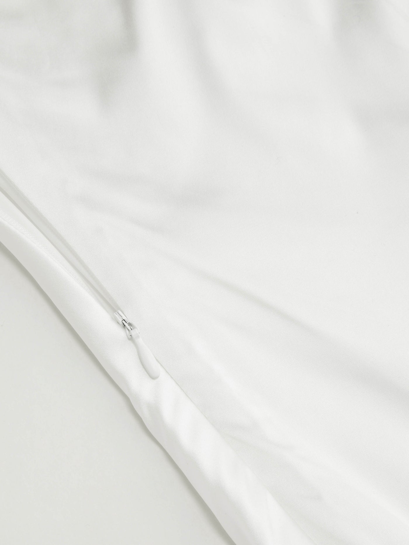 Vestido maxi satinado halter con espalda descubierta - Blanco - imagen 3