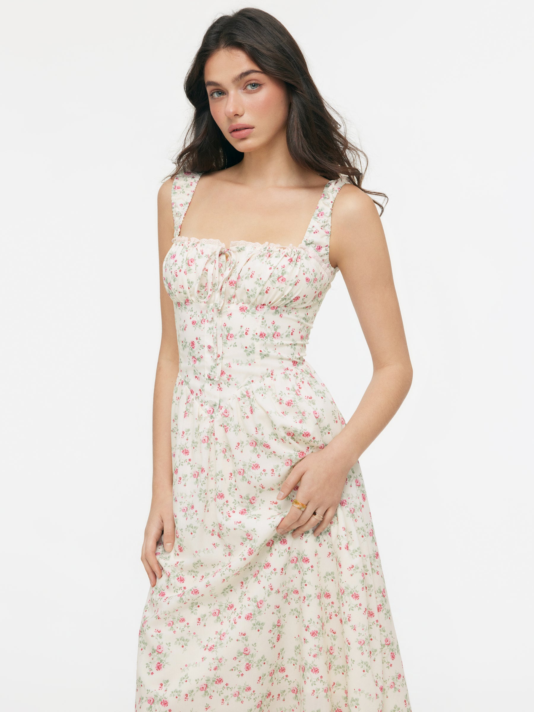 Vestido midi floral de mezcla de algodón con cuello cuadrado, lazada y fruncido - Crema